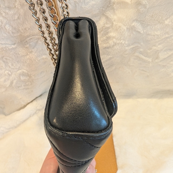 Kate Spade Black Quilted Shoulder Crossbody Bag EUC Adjustable chain Strap - Picture 6 of 10